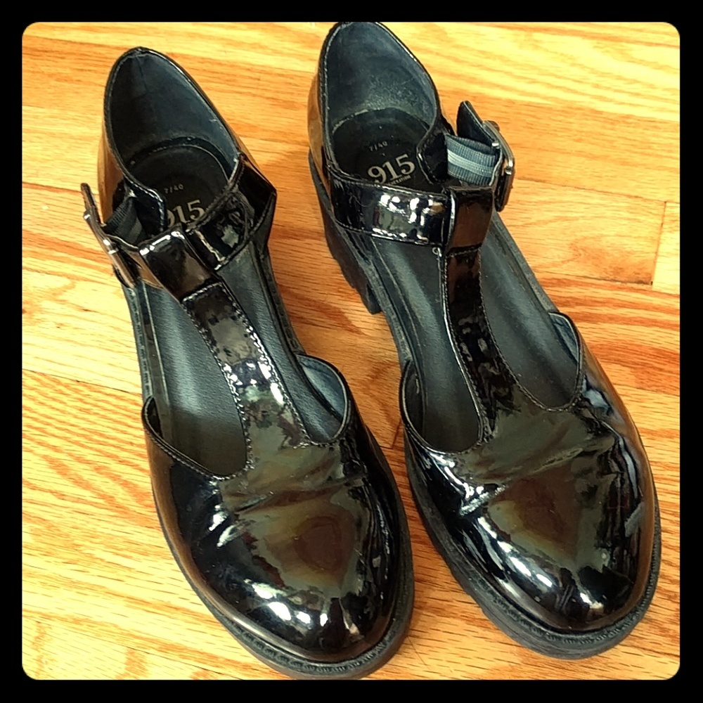 Women's Black Heeled Mary Jane's