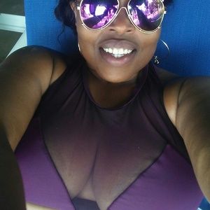 Meet your Posher, Ericka