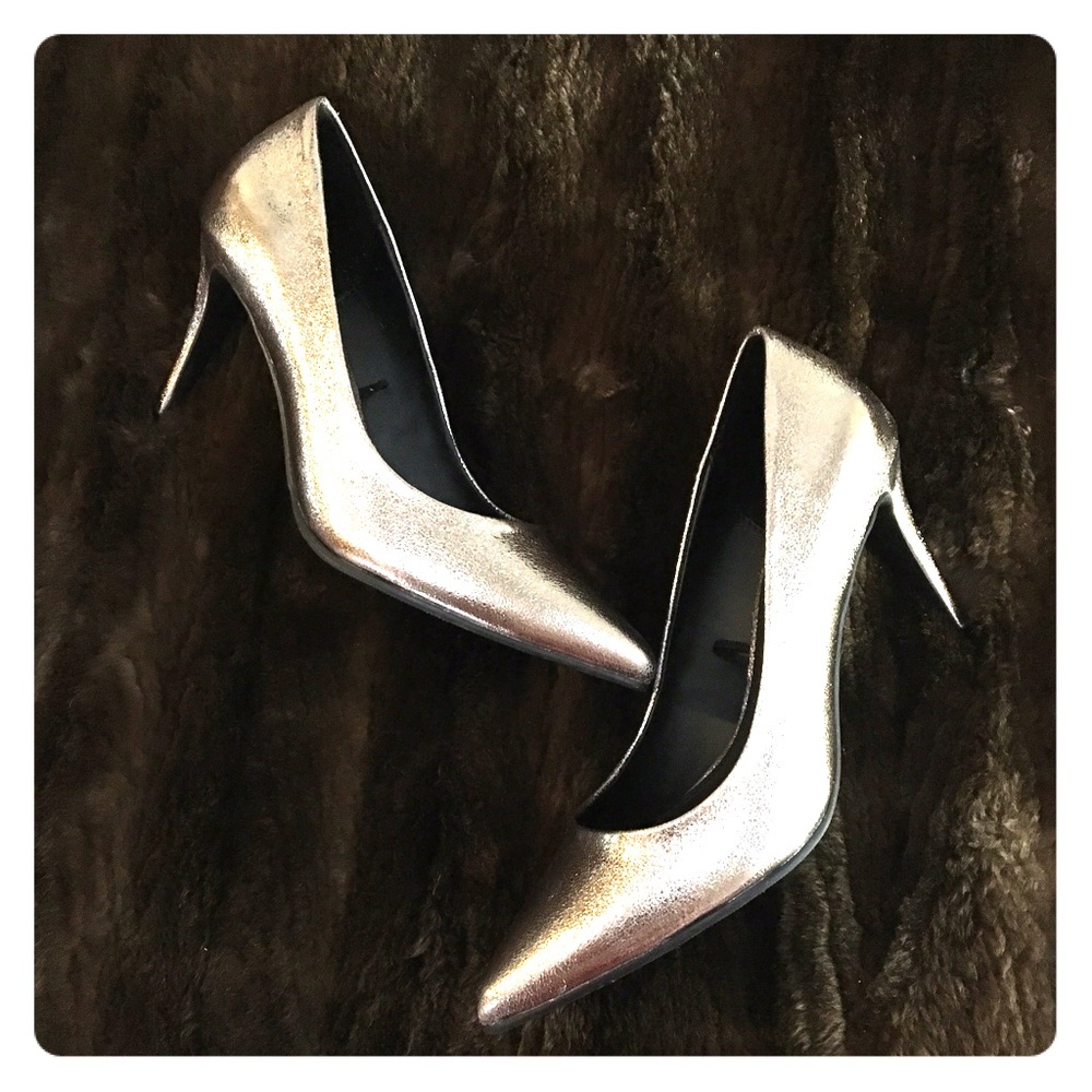 🎀Brand New Pumps!!🎀