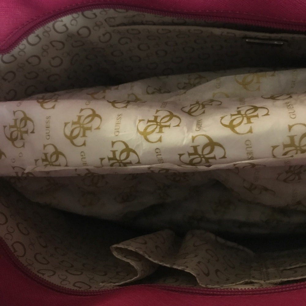 Guess Tote - Picture 5 of 5