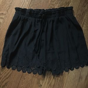 Black detailed shorts