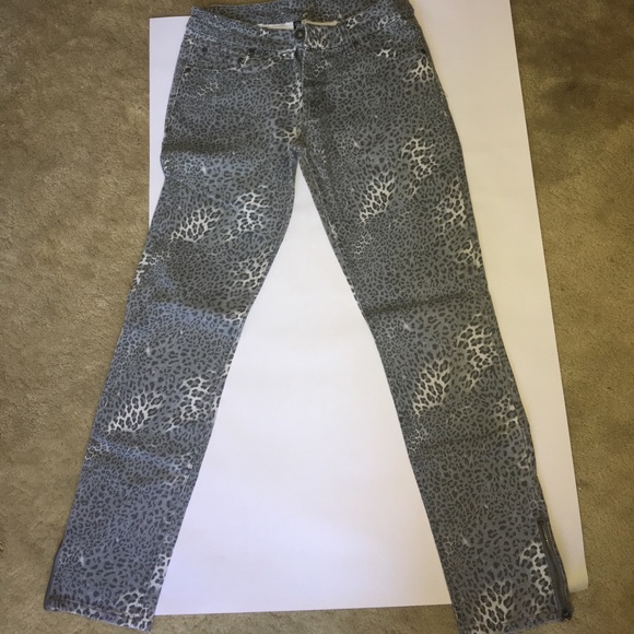 Cheetah print pants - Picture 1 of 2