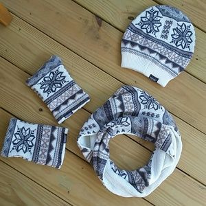 Muk Luks Winter Set reversible