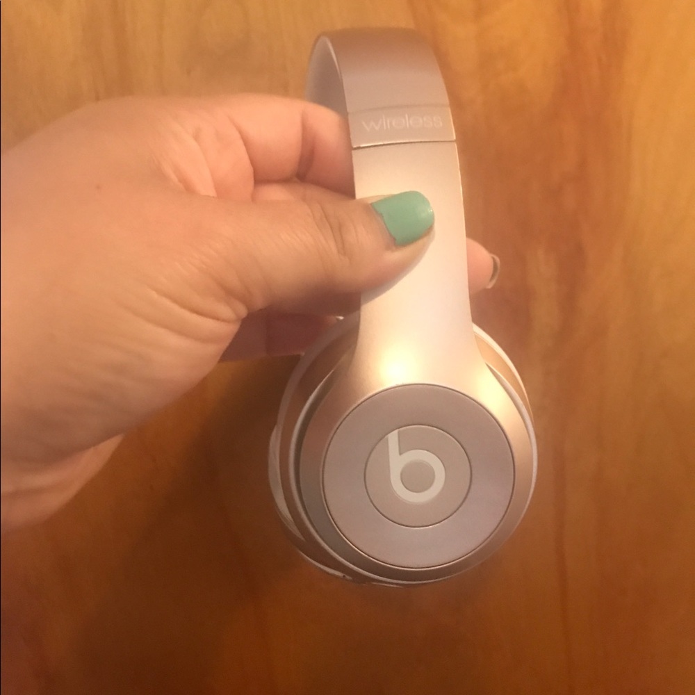Beats Solo 2! Great Condition!