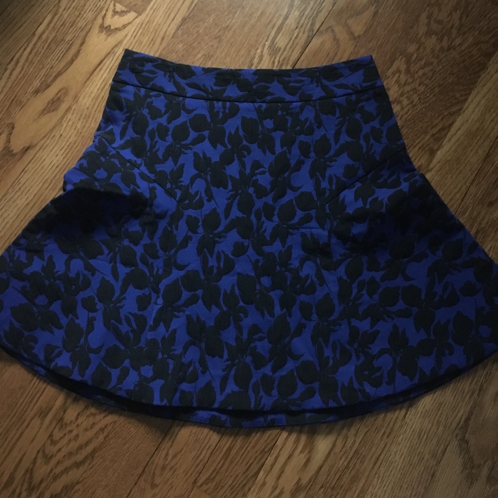 Black and blue high waisted skirt