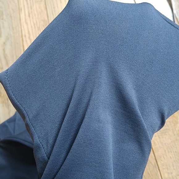 ♦ 3 for $15 Gray Capri Legging - Picture 8 of 8