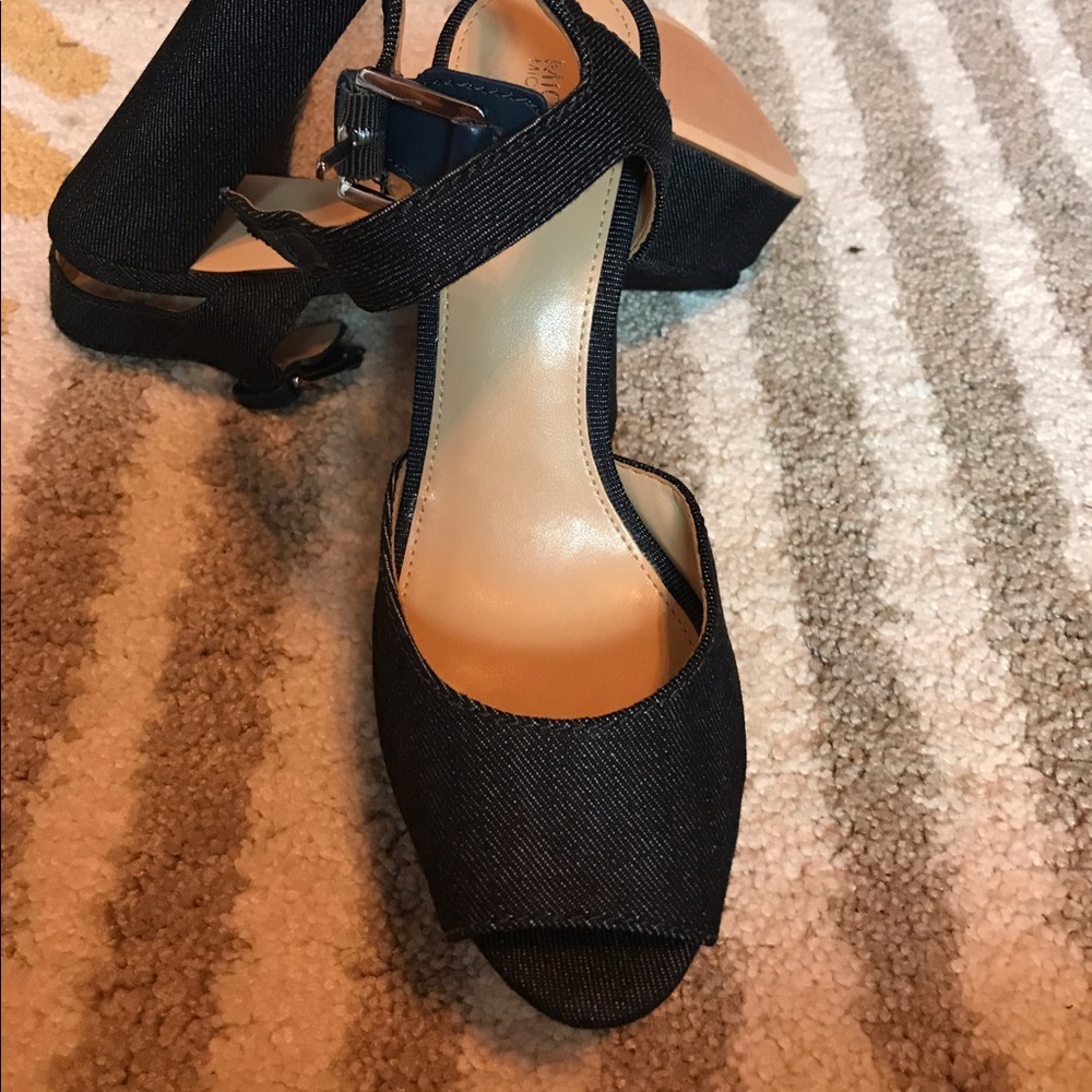 Authentic Michael Kors Denim heels NWOT.