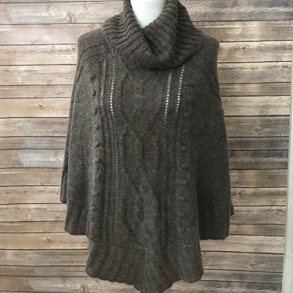 Heather Gray Poncho