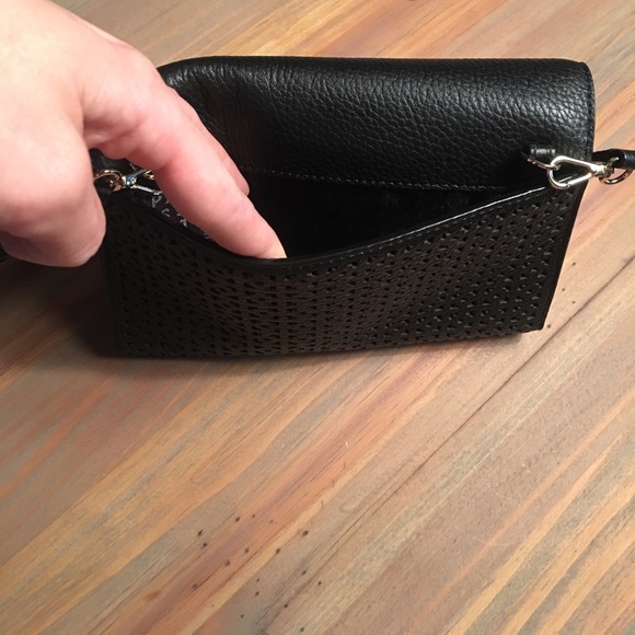 SOLD🎉2xHP🎉Gorgeous Kate Spade crossover bag - Picture 8 of 8