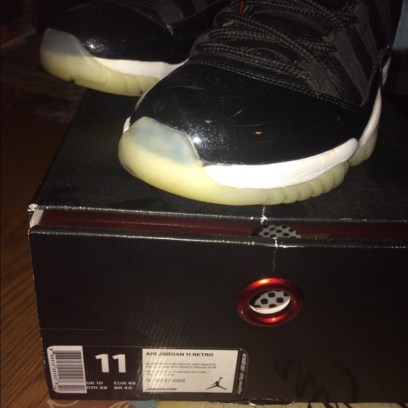 Jordan 72-10\'s main image 5