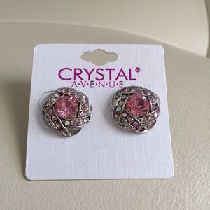 LAST CALL! ✨✨NEW✨✨Pink Earrings!