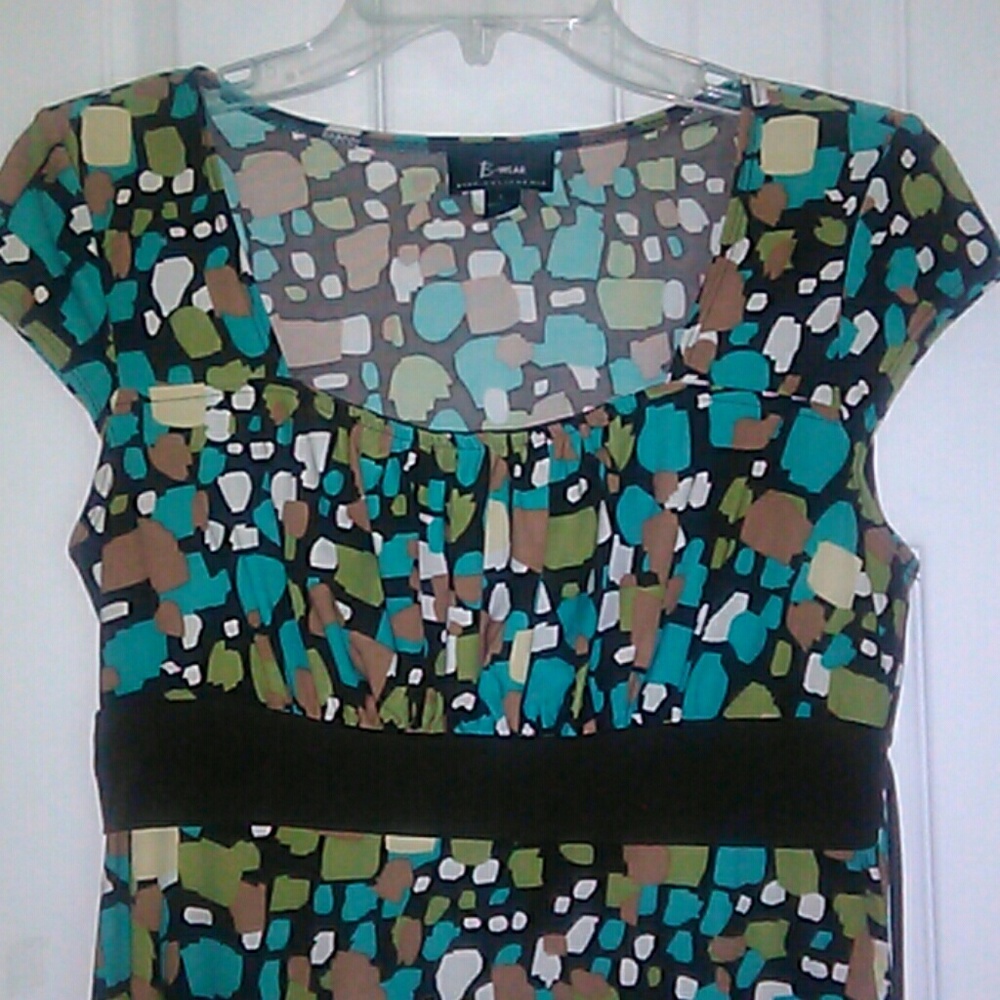 B•WEAR Blouse❤️❤️ - Picture 2 of 6