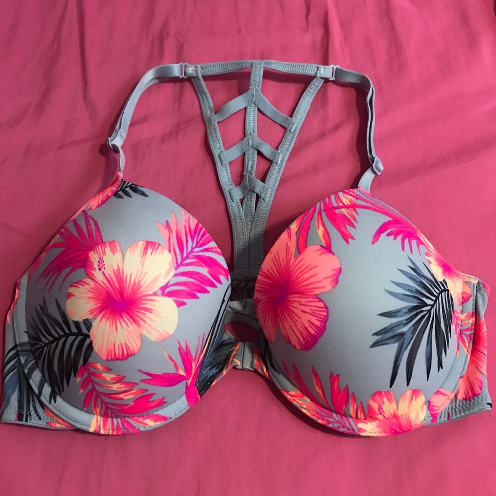 PINK VS Wear Everywhere Push-up Bra 👙