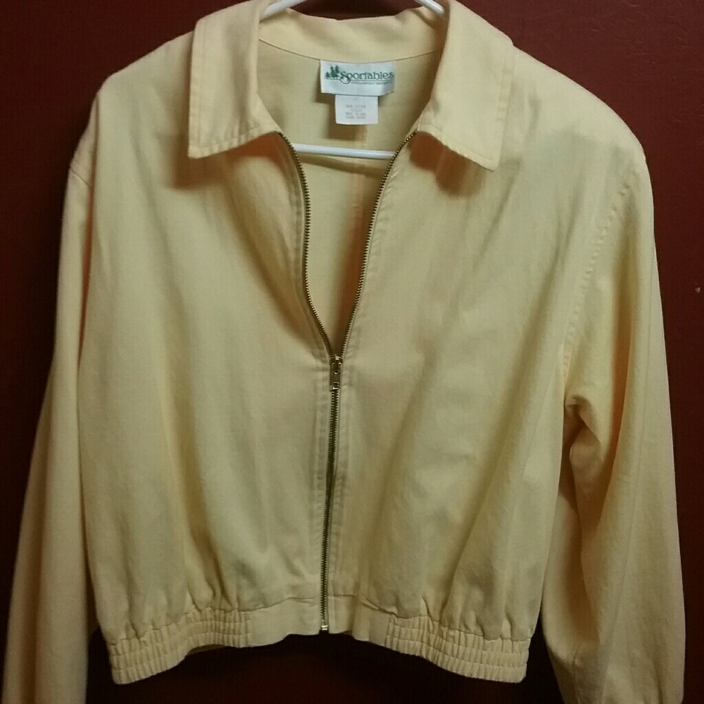 Lightweight  yellow  jacket