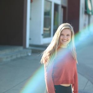 Meet your Posher, Kenzie