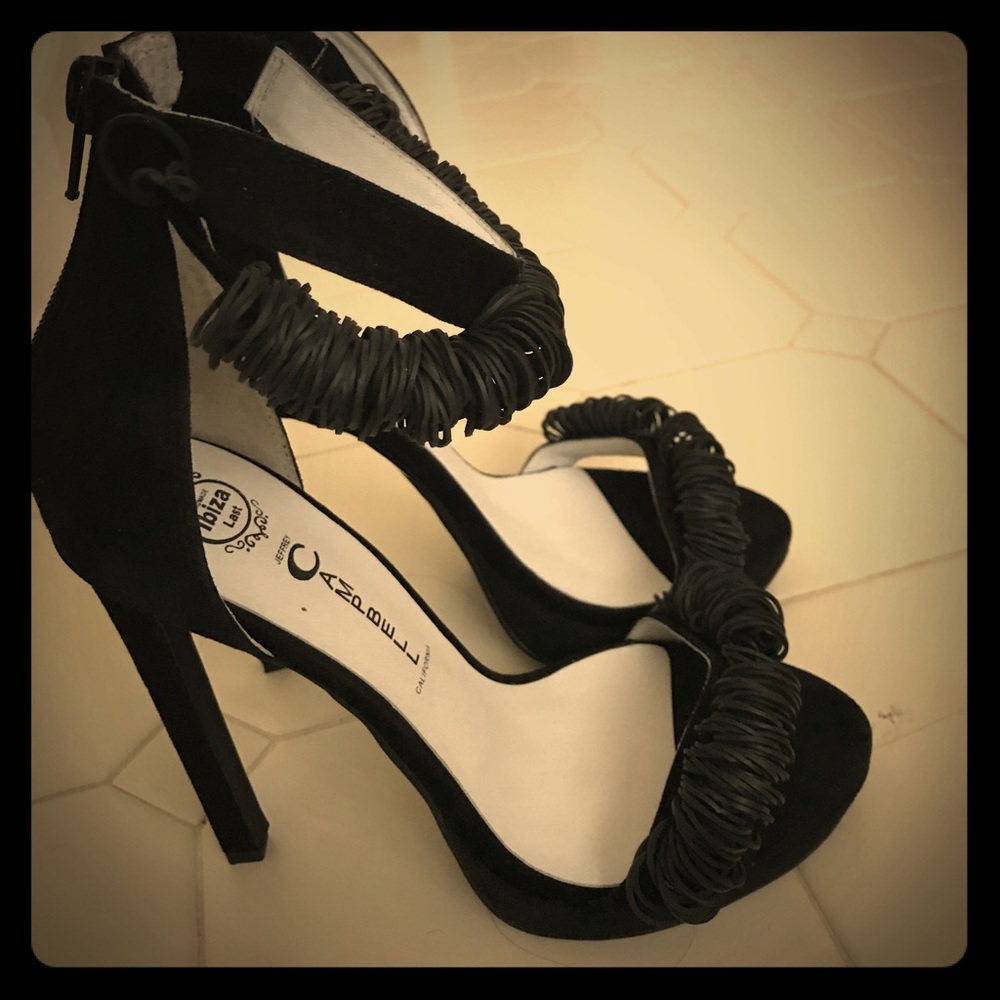 Jeffrey campbell heel shoes with wire details