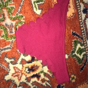 Scalloped bikini bottoms