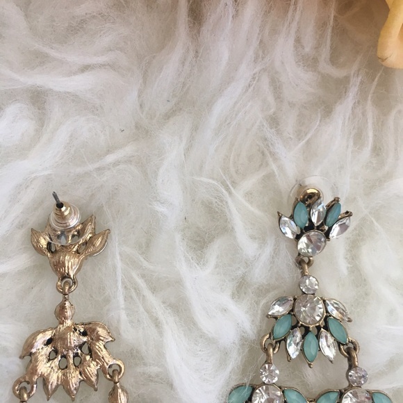 Teal leaf rhinestone statement earrings - Picture 3 of 3