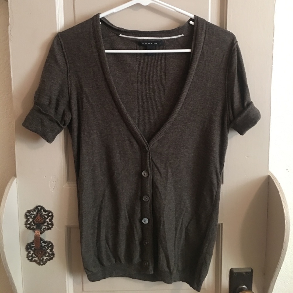 Beautiful button down cardigan perfect for layers