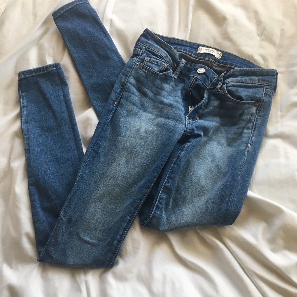 Skinny jeans