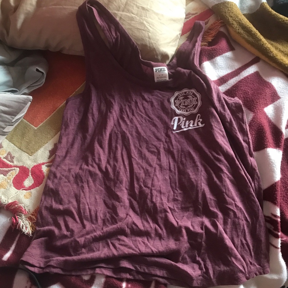 Maroon tank