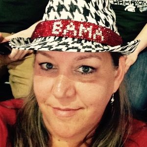 Meet your Posher, Denise