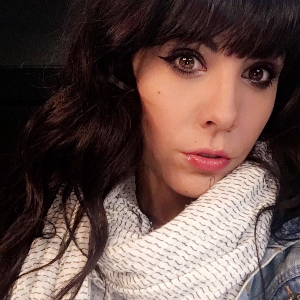 Meet your Posher, Hannah