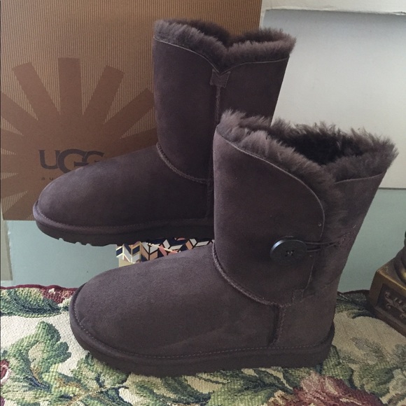 NEW UGG BAILEY BUTTON - Picture 3 of 5