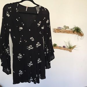 SALE 🌸 Free People - floral crochet dress