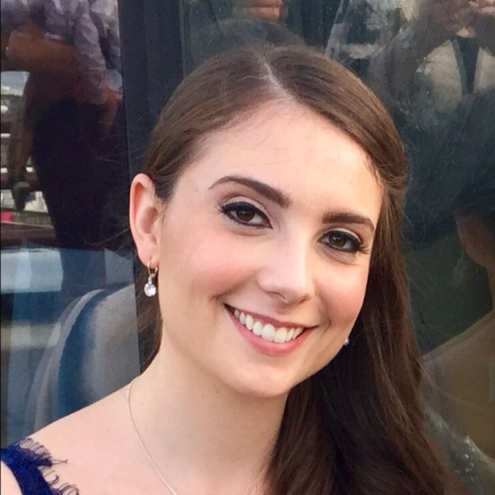 Meet your Posher, Ariella