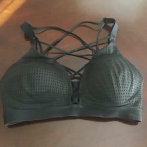 VS sports bra