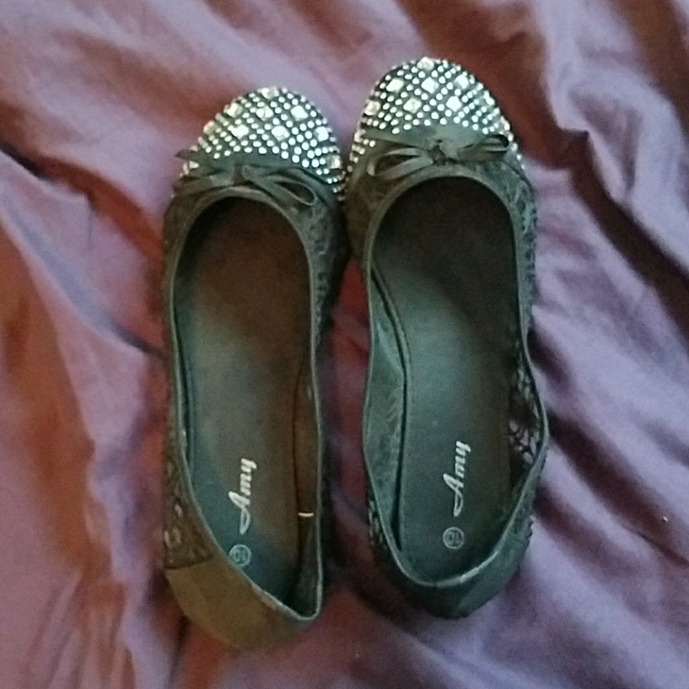 Sparkly lacey ballet flats