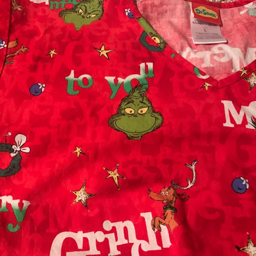 Uniform scrub top