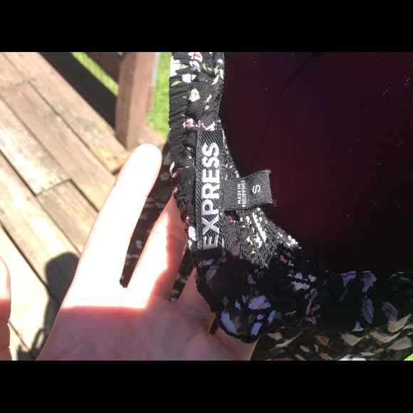 Floral button down tank top - Picture 3 of 3