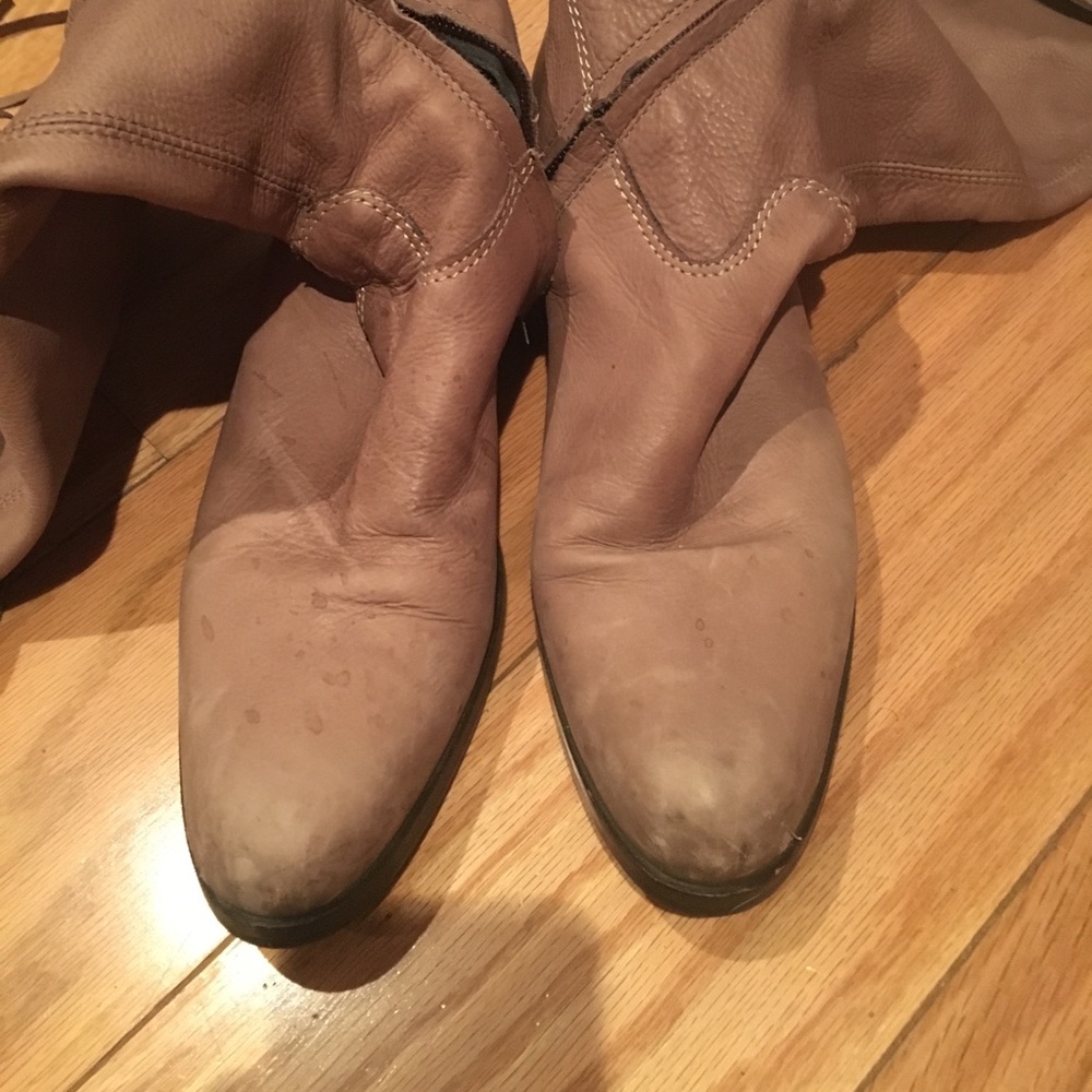 Used WIC|MATIE boots