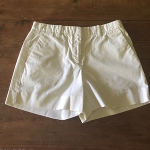 Gap ladies white shorts