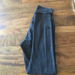 LuluLemon yoga pants