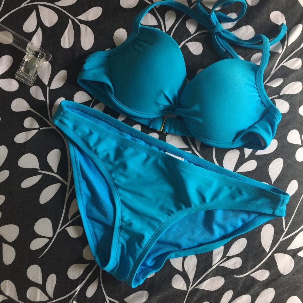 Xhiliration Blue bikini