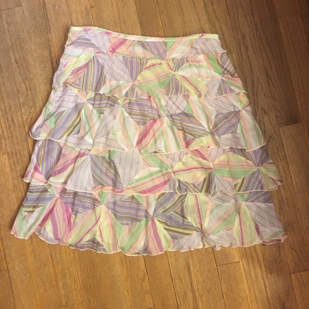 Gorgeous layered Cynthia Steffe skirt - sz 6