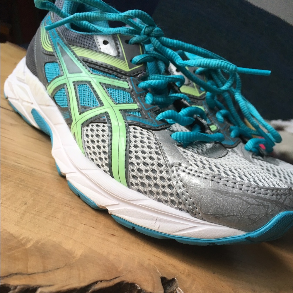 ASICS SNEAKERS ‍♀️