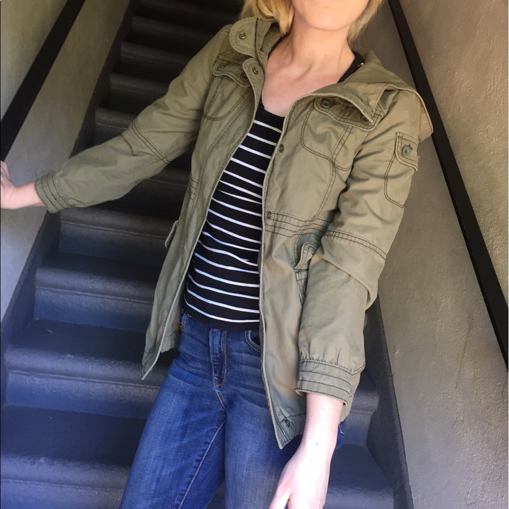 Soft GAP olive army green utility jacket sz small