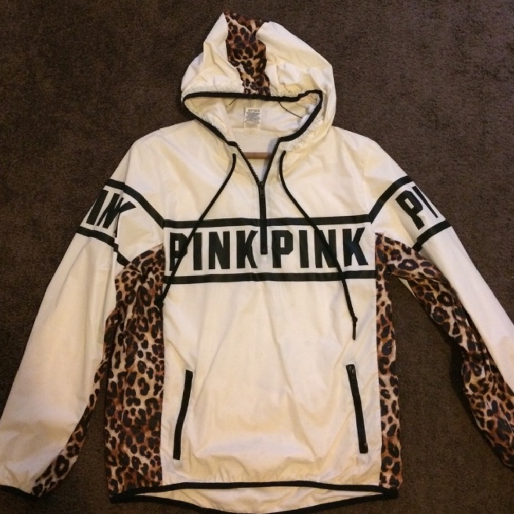 RARE VS HALF ZIP ANORAK!!