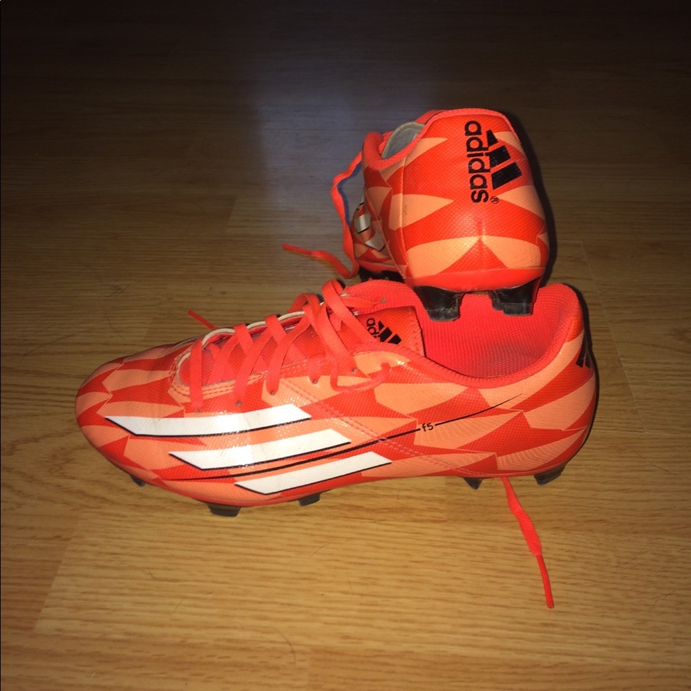 Adidas F5 Women's Soccer Cleats