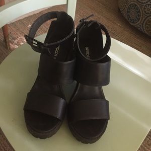 H&M DIVIDED Black Platform Sandal