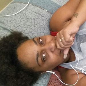 Meet your Posher, Brittney