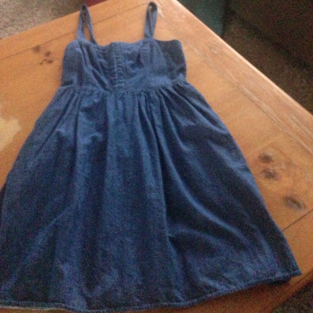 Denim dress with clasp front and tank top straps💕