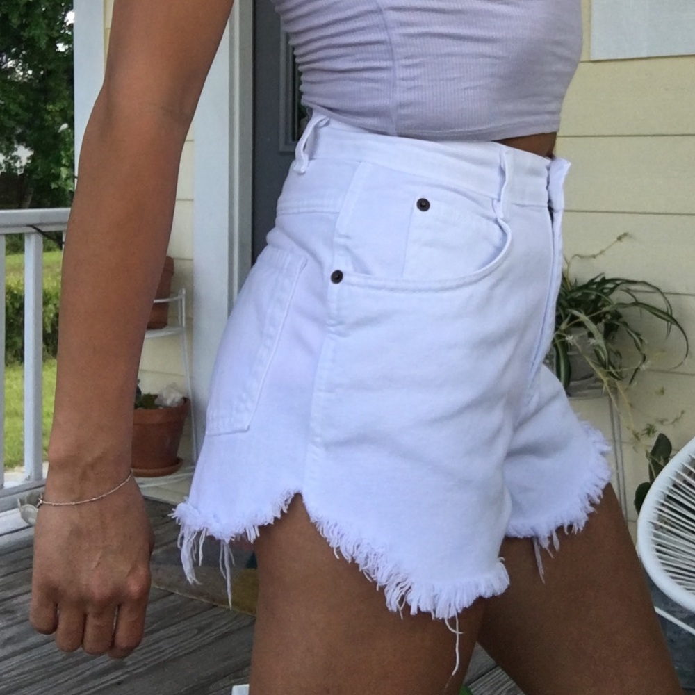 vintage high waisted mom jean cutoffs - sz 2