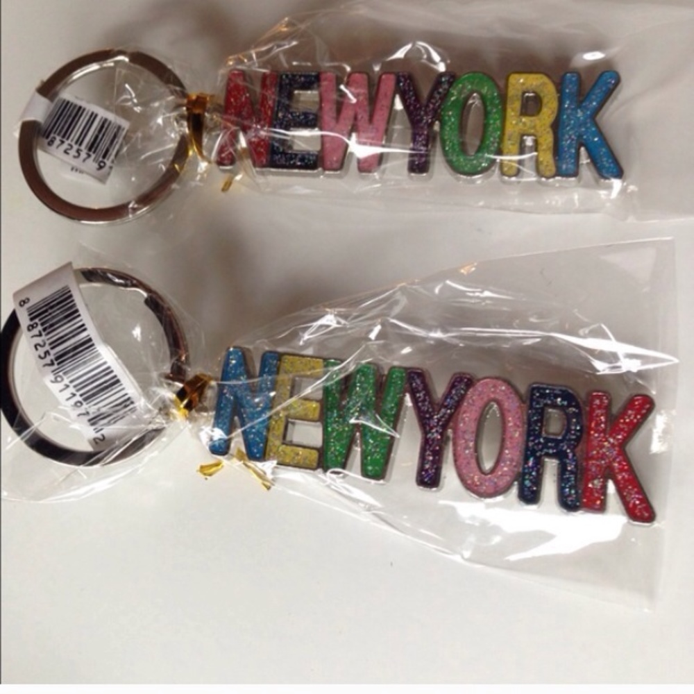 ❤ New York Key Chain - or FREE w/ $15 purchase