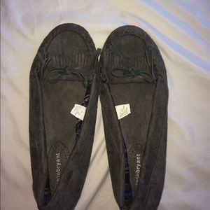Gray Moccasin-Type Flats