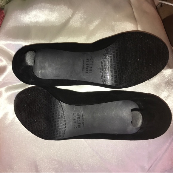 My favorite black pumps ever! - Picture 5 of 7